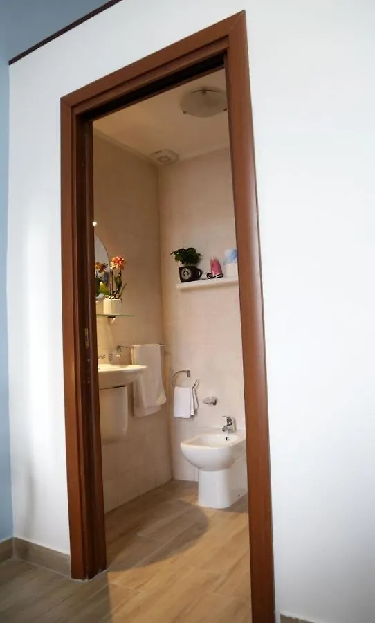 נאפולי Parthenope'S Home לינה וארוחת בוקר